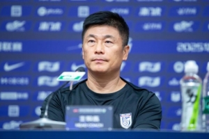 李国旭：每场中超比赛都不容易，一支球队主客场成绩不能反差太大